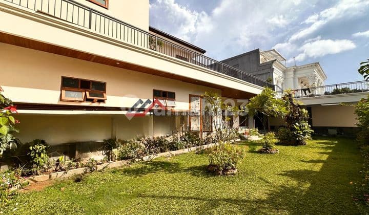 Rumah Baru Mewah Dalam Komplek di Lebak Bulus, Jakarta Selatan