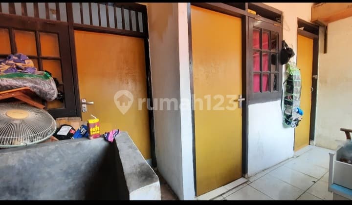 1 Rumah 3 Kost Di.pejaten Pasar Mingggu 300jt Dket Unas