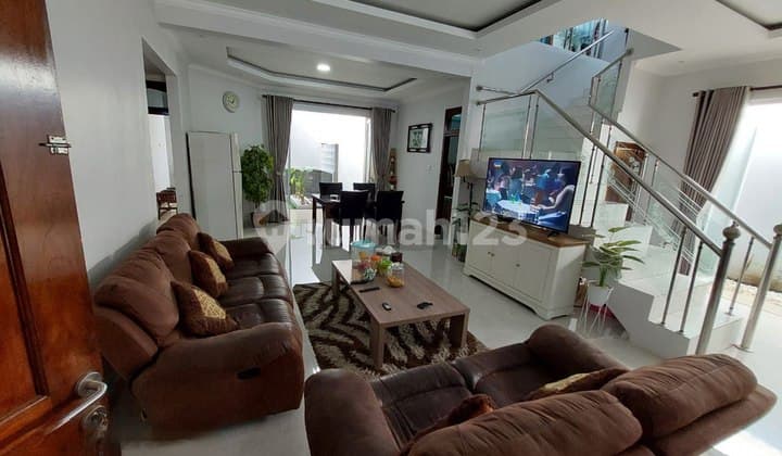 Rumah Bagus Terawat Siap Huni Arcamanik Kota Bandung