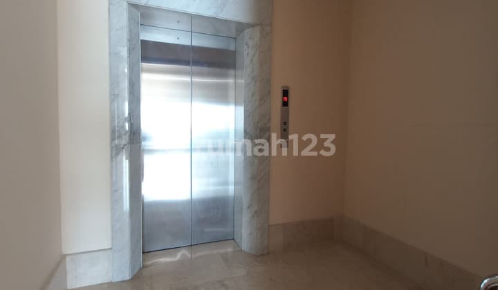 dijual 3 kamar apartment Pakubuwono Residences