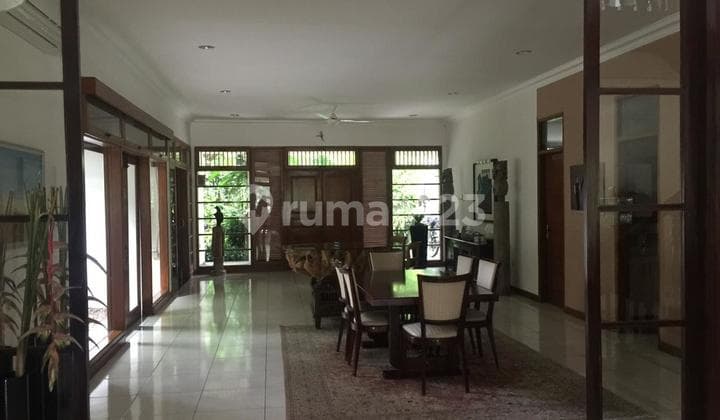 Dijual Rumah Bagus Di Kemang Utara