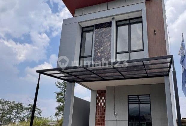 Rumah Villa Sejuk di Cikutra Dkt Dago dan Gedung Sate