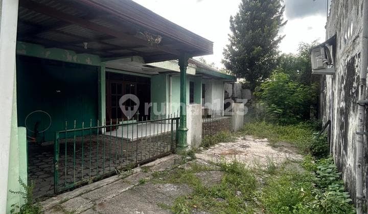 Rumah Hitung Tanah di Nusukan Banjarsari Solo