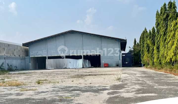 Gudang Strategis Akses Kontainer Colomadu Solo