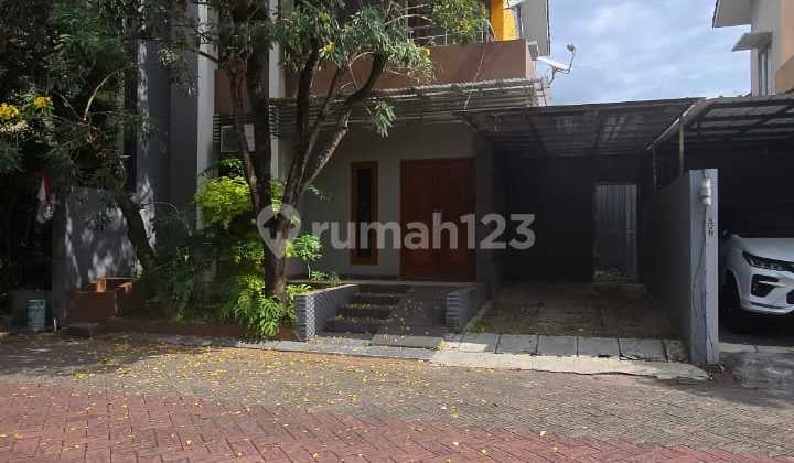 Good, Clean, Ready-to-Use Minimalist Cluster House in Solo Baru