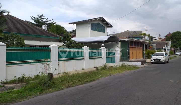 Rumah Tengah Kota Strategis Lokasi Laweyan Solo