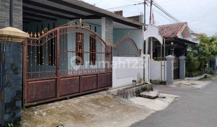 Rumah Nyaman Mojosongo Dekat Uns & Pusat Kuliner - Siap Huni, Harga Bersahabat!
