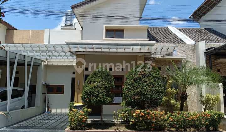 Rumah Cantik Suasana Tenang Siap Huni Di Cluster Dengan One Gate Remote System Di Paulan Colomadu Solo