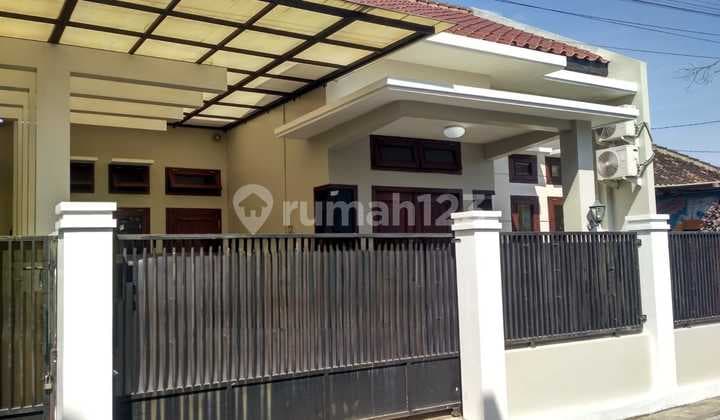 Rumah Siap Huni Dekat Dr Oen Kandang Sapi Jebres Solo