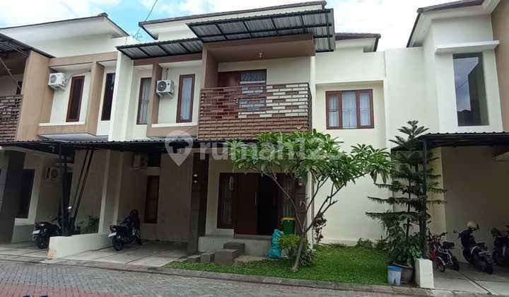 Rumah Cluster Full Furnished 2 Lantai Dekat Dengan Luwes Kartasura Di Salah Satu Perumahan Elit Kartasura Solo