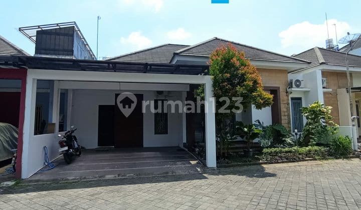 Rumah Bagus Furnished Di Colomadu Dekat Kartasura Solo