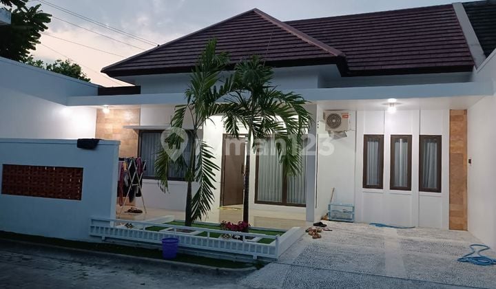 Rumah Bagus siap pakai
( Full Furnish ) Cluster di Colomadu