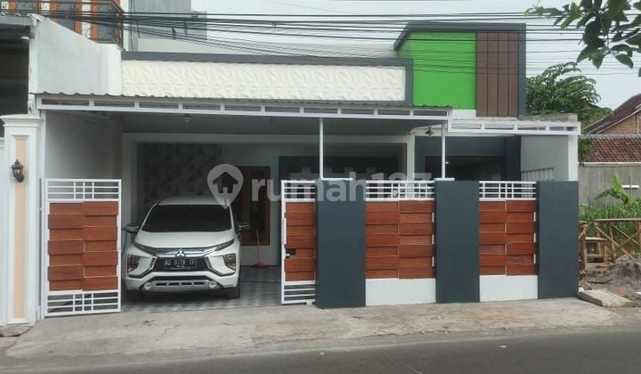 Rumah bagus siap pakai
Colomadu, Solo Rumah bagus siap pakai
Colomadu, Solo