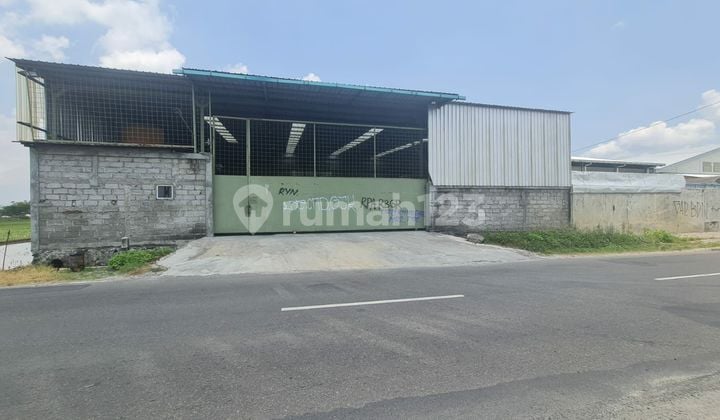 Gudang strategis zona kuning pinggir jalan raya solo sukoharjo