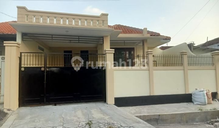 Rumah bagus siap huni tengah kota solo