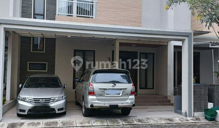 Rumah 2 lantai full furnish di kartasura solo