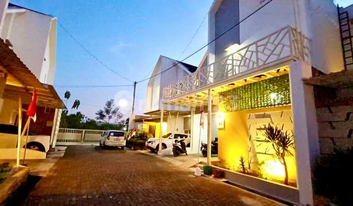 Disewakan Rumah Bagus Minimalis Modern, Full Furnished Di Lokasi Perumahan Cluster Gentan. Lingkungan Aman Dan Nyaman.
