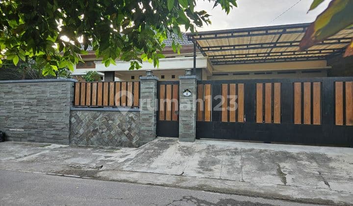 Rumah Mewah Fully Furnished Di Banyuanyar Dekat Manahan Solo
