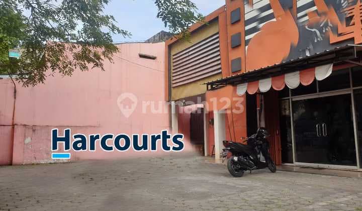 Dijual Ruang Usaha Lokasi Strategis Di Manahan Solo.