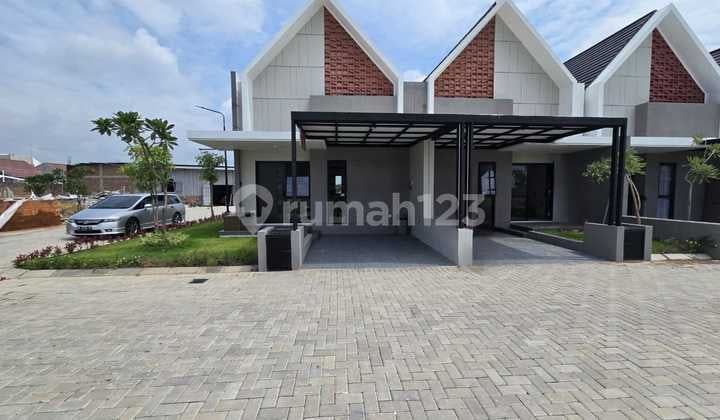 Rumah Baru Minimalis Modern Dekat Solo Baru