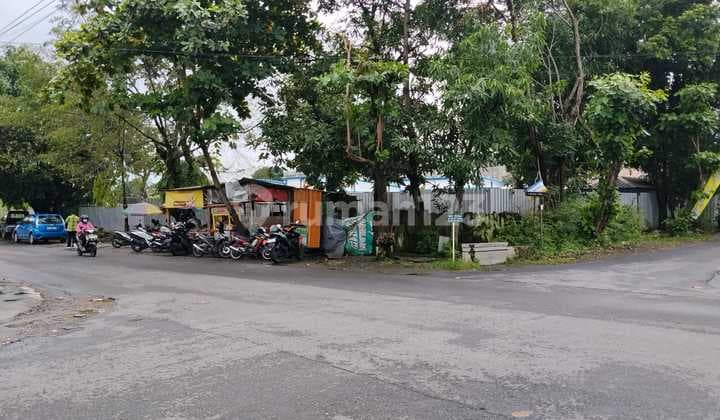 Tanah Luas Strategis di Banjarsari, Solo