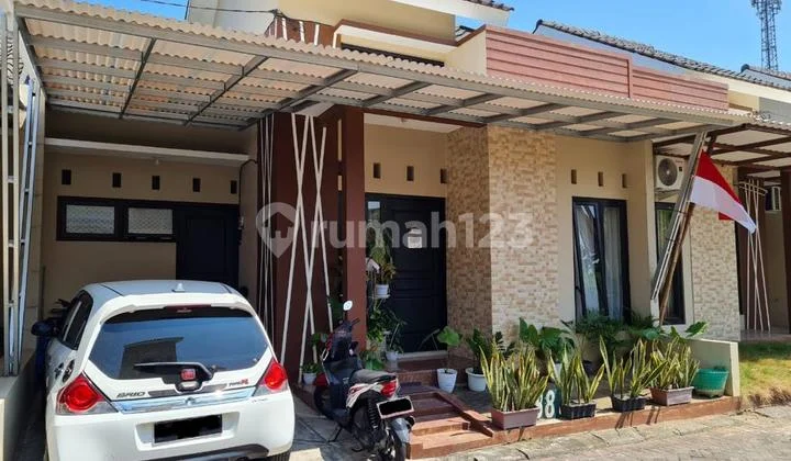 Nice Minimalist House In Colomadu Solo Cluster Near Culinary Area