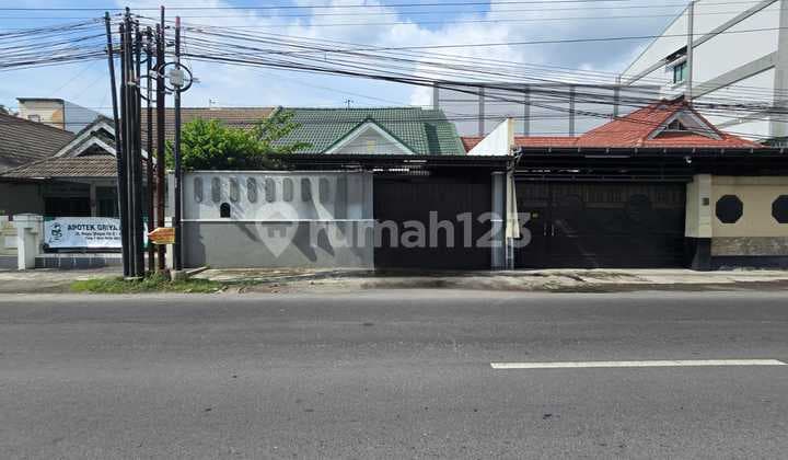 Rumah Bagus Strategis di Solo Baru Dekat Gentan Solo