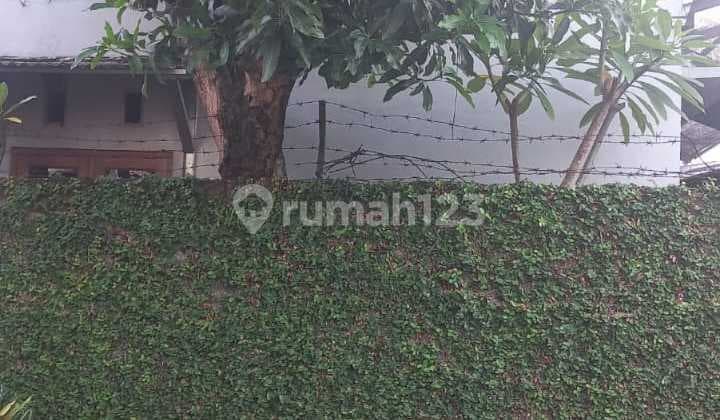 Tanah Bonus Bangunan Ruang Kantor & Gudang Siap Pakai di Manahan, Solo