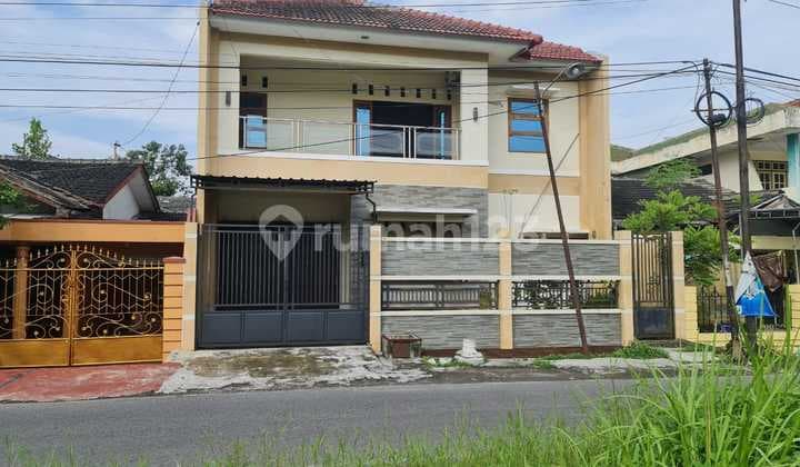 Rumah Minimalis 2 Lantai Siap Huni Di Perumahan Dekat Solo Baru