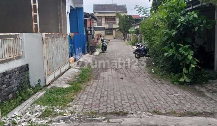 Dijual / Disewakan Gudang Hitung Tanah Dekat Pusat Kota. Cocok Untuk Tempat Tinggal, Ruang Usaha Atau Gudang.