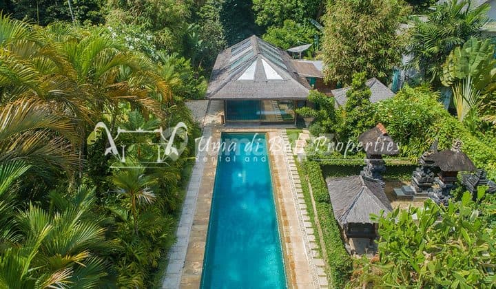 Rumah Kontrakan Bagus Furnished SHM Seminyak, Badung IP 624