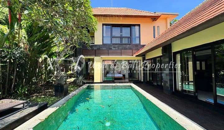 Villa Merry Seminyak | Tbv 737
