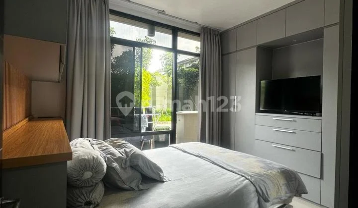 Disewakan Condo Hause Furnish Green Royal di Semanan Jakarta Barat (Umi377)