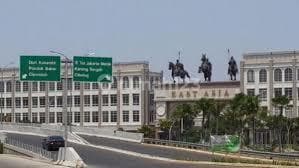 disewakan rumah termurah ada AC 2 di cluster east asia green lake city 4x18