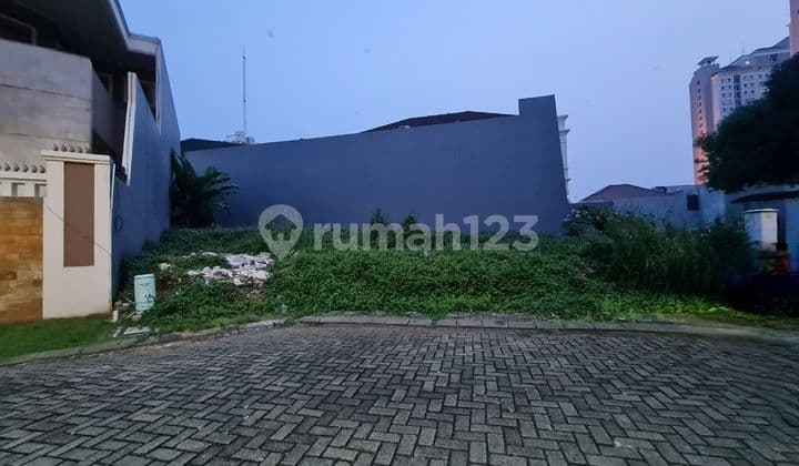 Land in Villa Gading Indah 488m² Corner