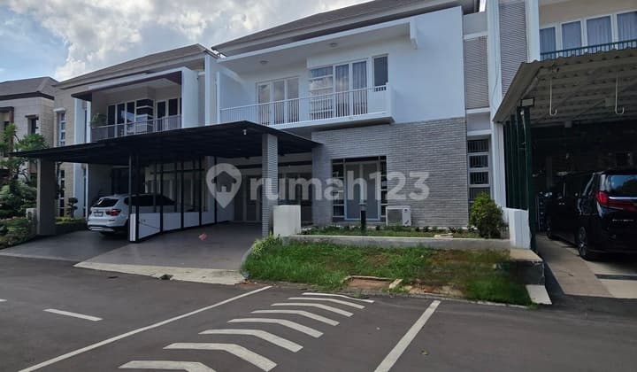 Rumah Grand Orchard 12X20 Timur Taman