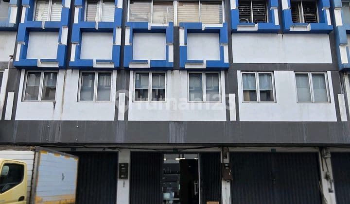 Ruko Gading Bukit Indah 3 Adjacent