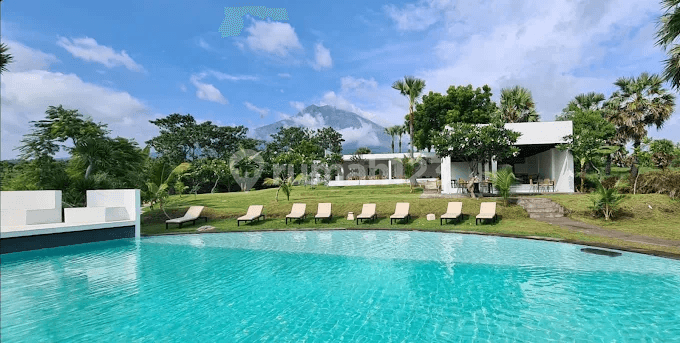 Freehold - Operational Resort With Stunning Mountain And Ocean Views In Tulamben, Karangasem