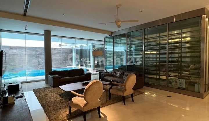 Rumah Mewah Siap Huni di Kebayoran Baru, Jakarta Selatan