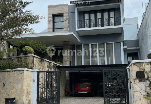 Ready-to-Occupy House in Raffles Hills Cimanggis Depok