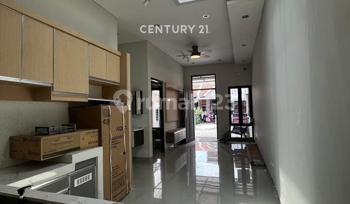 Rumah di Dalam Cluster Kota Wisata Cibubur
