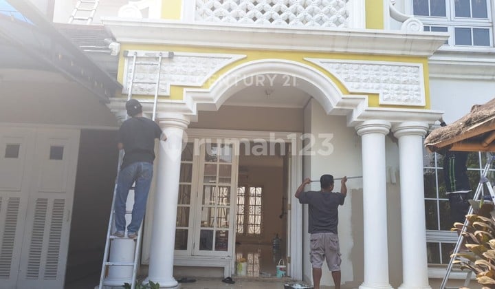 Rumah 2 Lantai di Dalam Cluster Kota Wisata Cibubur