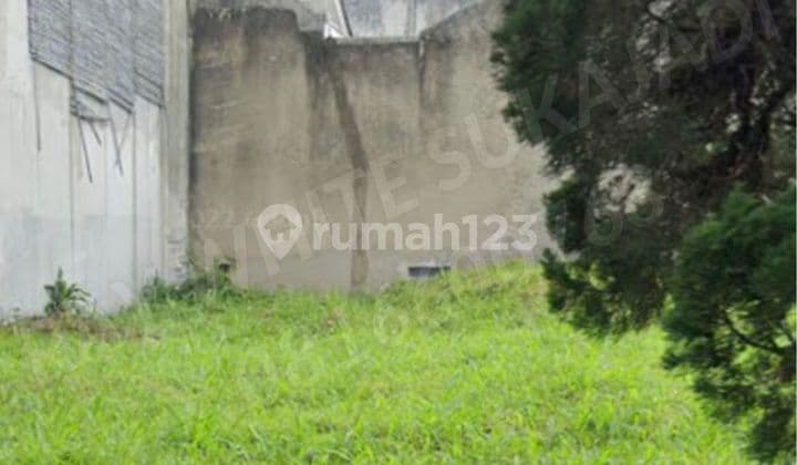 Dua Kavling di Setraduta