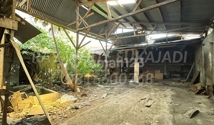 Land and Buildings Require Renovation for Warehouse on Jl. Jend. Sudirman Garut