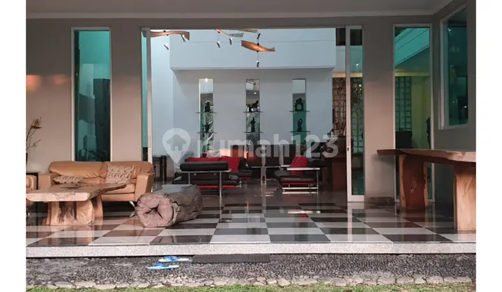 For Sale / For Rent - Rumah Mewah Dago 2 Lantai