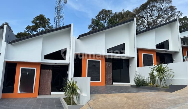 Rumah Siap Huni Tanah Luas Dekat Rs. Hermina Banyumanik