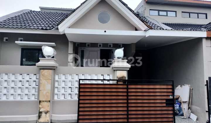 Rumah Siap Huni Di Lingkungan Payung Asri Banyumanik
