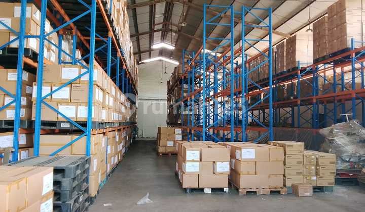 Gudang Siap Pakai Izin Industri Container 40 Feet Masuk.