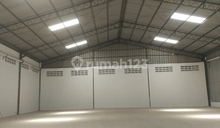 Gudang Di Sewa Cepat Harga Murah Container 40 Feet Masuk.