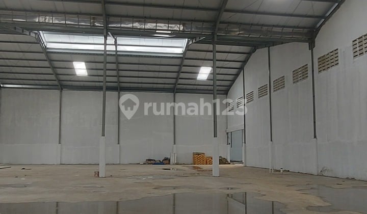 Gudang Siap Pakai Akses Mudah Lokasi Sangat Strategis Dekat Tol Jakarta dan Bandara International.